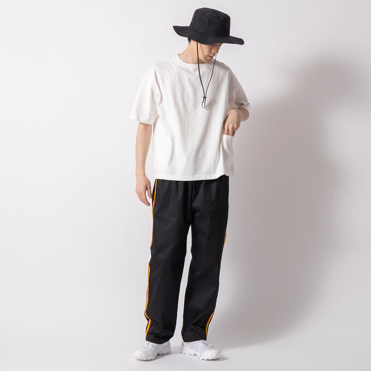 着用サイズ L(モデル身長181cm)