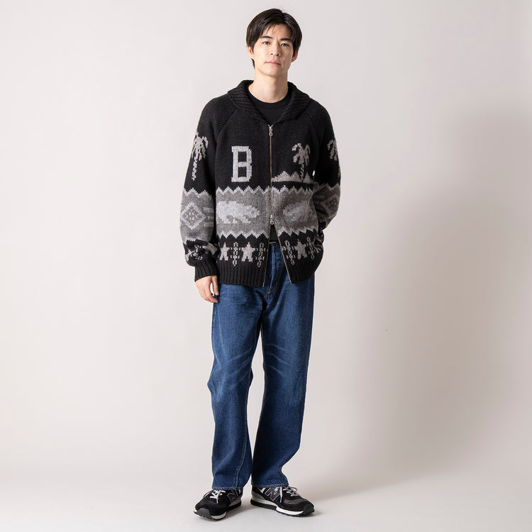 モデル身長180cm (Lサイズ着用)