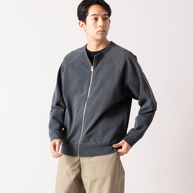 着用サイズ L(身長180cm)