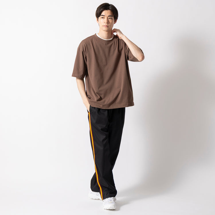 着用サイズ L(モデル身長181cm)