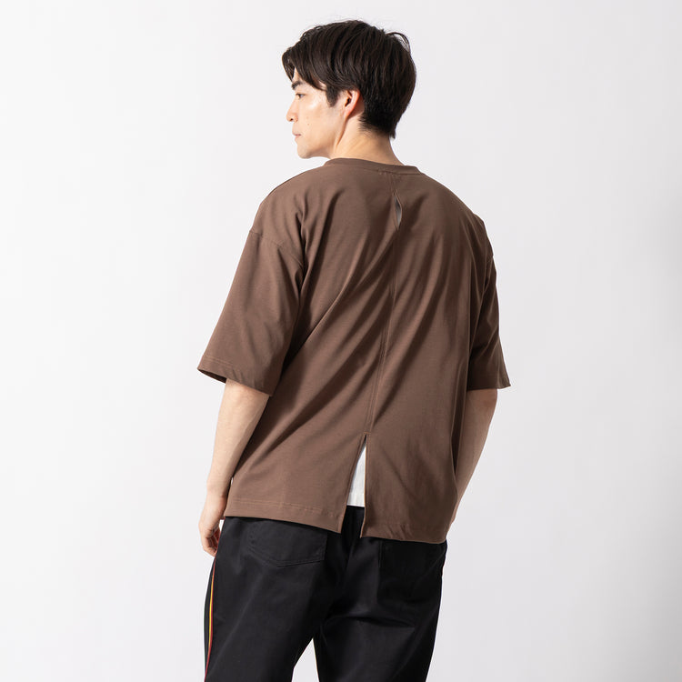 着用サイズ L(モデル身長181cm)