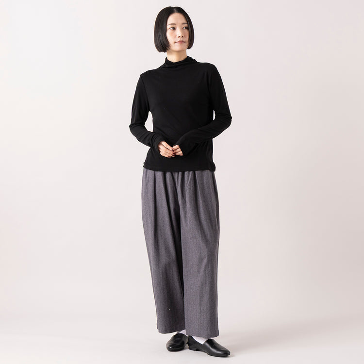 モデル身長165cm,RNA-Nのウールブレンドタートル|TUTIE.の丈の選べるコットンヘリンボンパンツ|facciamoのMeringa（メリンガ）,https://market.e-begin.jp/products/tky_rnn1268s_lala|https://market.e-begin.jp/products/equ_tte1271s_lala|https://market.e-begin.jp/products/are_fac0636k_lala