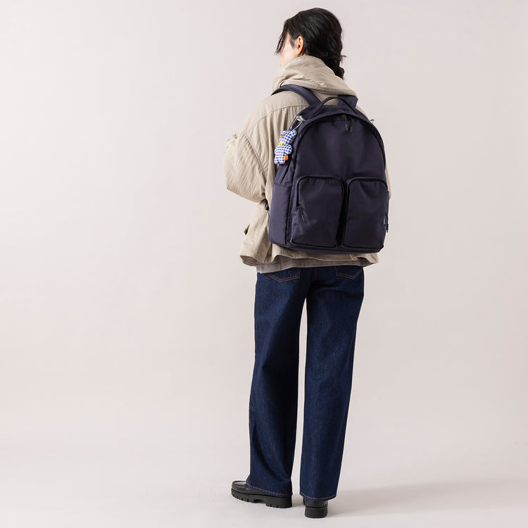 モデル身長165cm,corailのレーヨンナイロン中綿袖リブフード風ブルゾン|RNA-Nのアームウォーマー付きシルキーニットプルオーバー|NEEDBY heritageのLUNA,https://market.e-begin.jp/products/etr_cor1412s_lala|https://market.e-begin.jp/products/tky_rnn1429s_lala|https://market.e-begin.jp/products/gsr_ndh0873s_lala