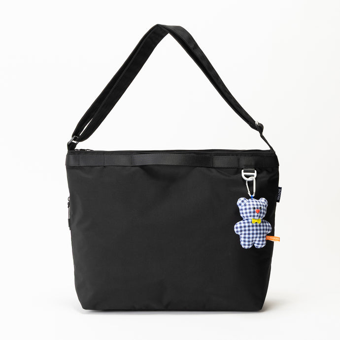 PLUG | プラグ　mojojojo × PLUG × BOYNA  ニュースペーパーバッグ