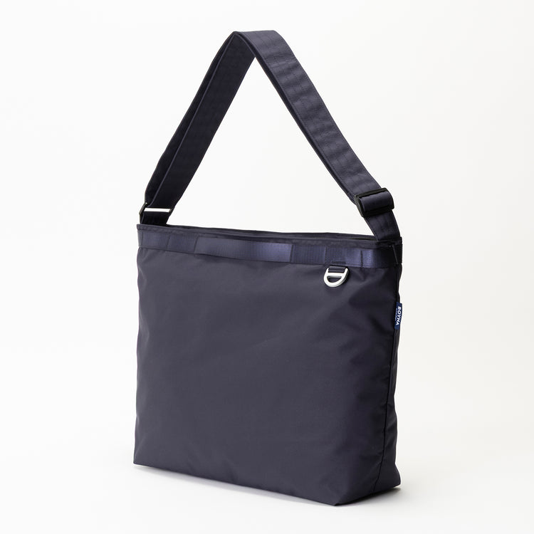 PLUG | プラグ　mojojojo × PLUG × BOYNA  ニュースペーパーバッグ