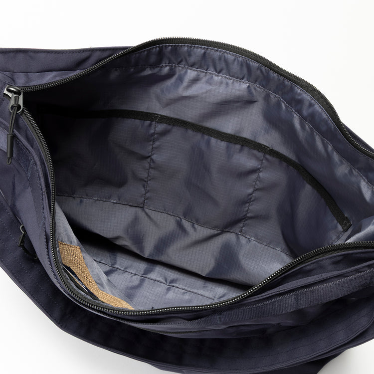 PLUG | プラグ　mojojojo × PLUG × BOYNA  ニュースペーパーバッグ