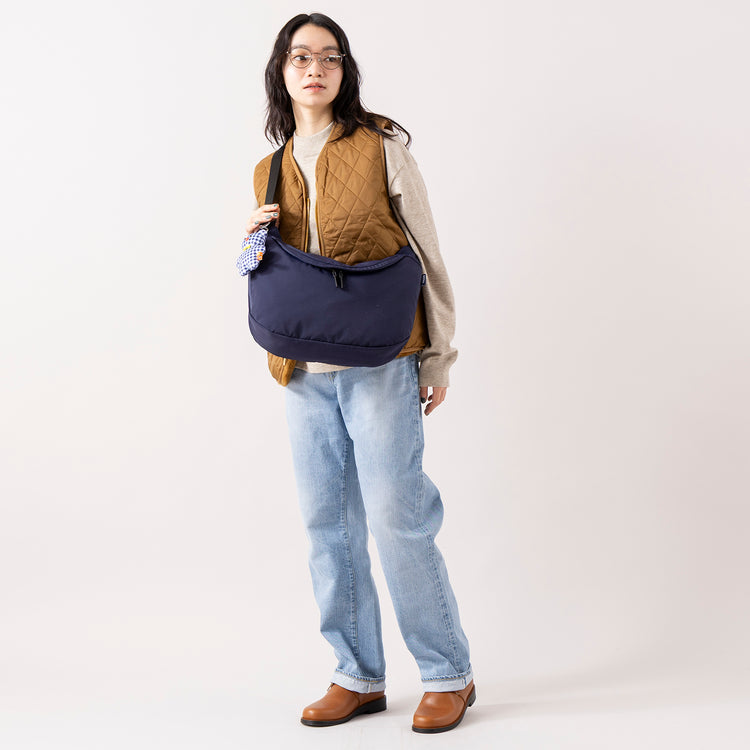 モデル身長165cm,RNA-Nのアームウォーマー付きシルキーニットプルオーバー|Barbourのwomen's quilted fur gilet|caquのモダンクラシック|DiuのViola,https://market.e-begin.jp/products/tky_rnn1429s_lala|https://market.e-begin.jp/products/bbr_bbr0272r_lala|https://market.e-begin.jp/products/tan_caq0085h_lala|https://market.e-begin.jp/products/cil_diu1296s_lala