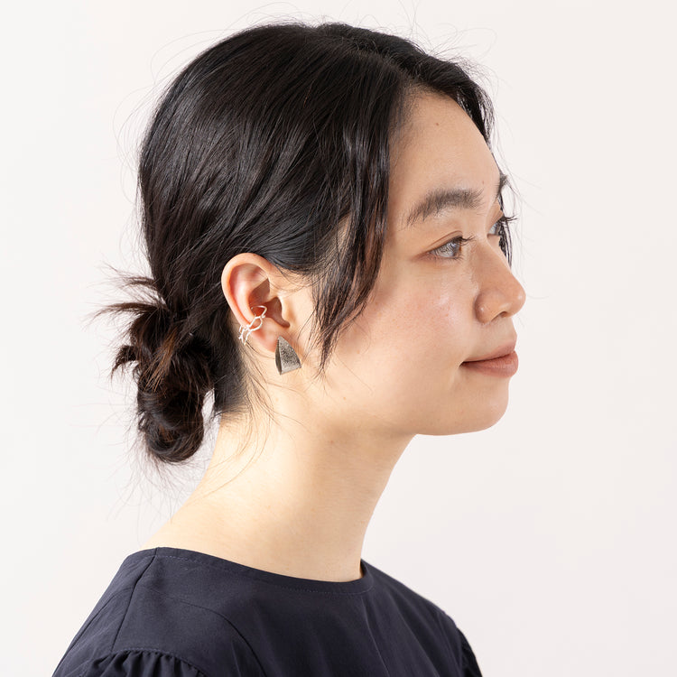 モデル身長165cm,uncinqのWeather Stretch Pullover|314(サンイチヨン)のマリンプランツイヤカフ,https://market.e-begin.jp/products/dlt_unc1542s_lala|https://market.e-begin.jp/products/siy_siy1019s_lala