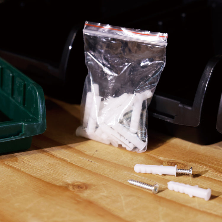 SLOWER | スロウワー　WALL MOUNT STORAGE Kemmel