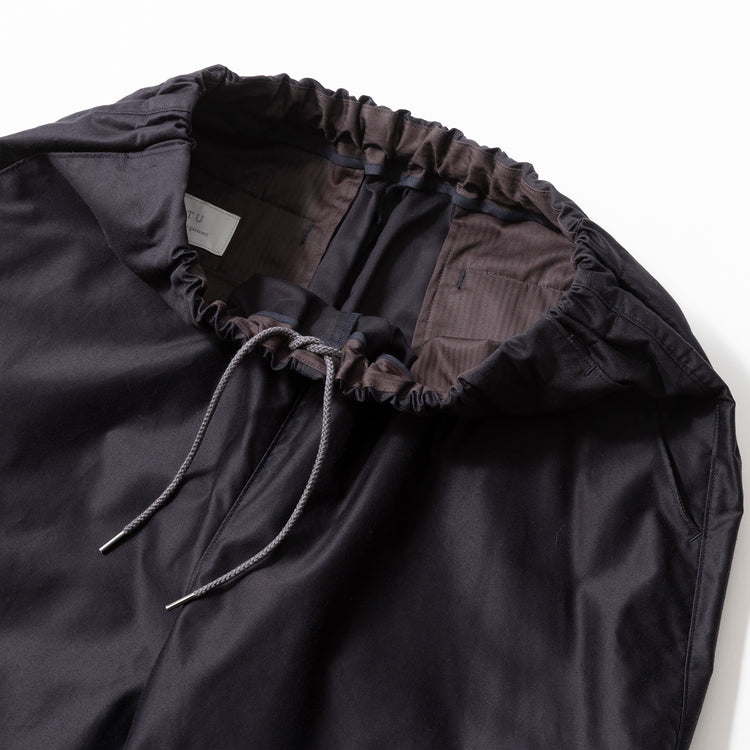 UITU | ユイツ　EASY TROUSERS