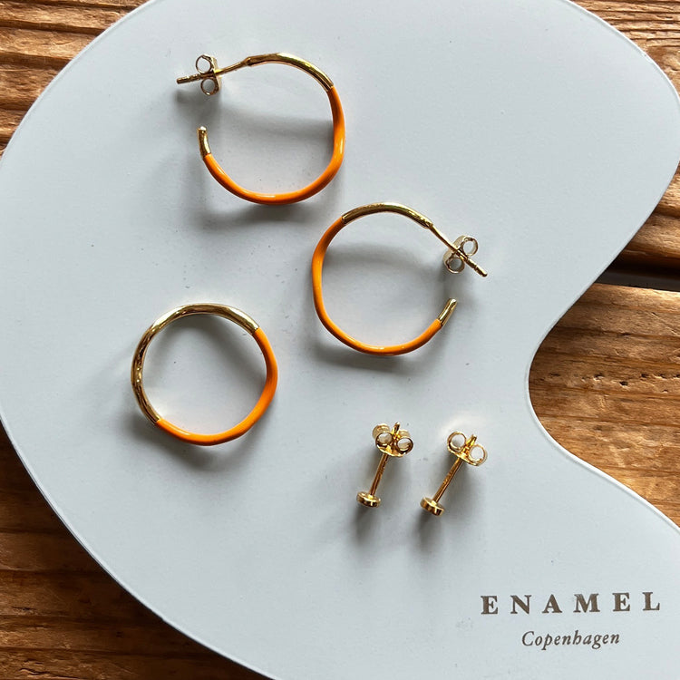 ENAMEL Copenhagen | エナメルコペンハーゲン　Earring  Dot