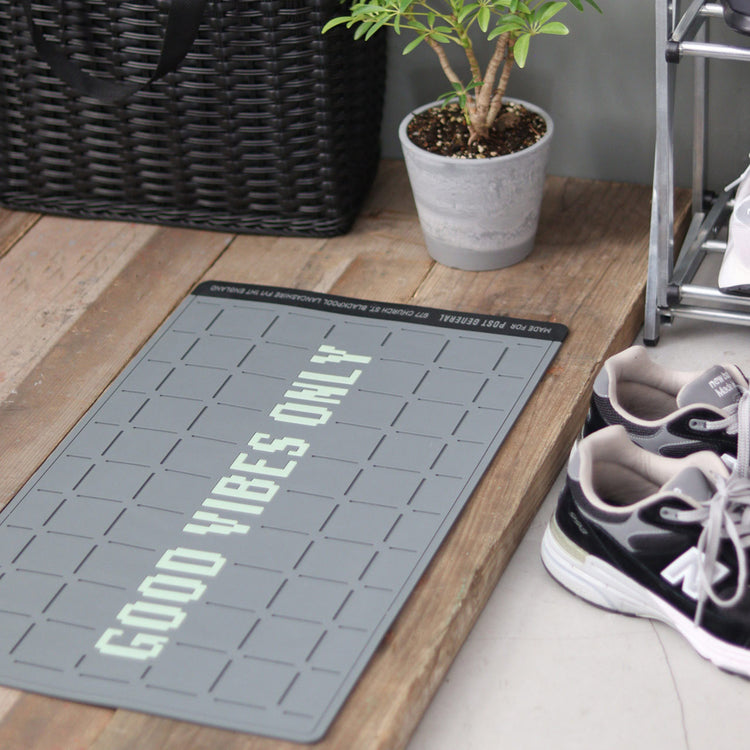 POST GENERAL | ポストジェネラル RUBBER LUMINOUS DOOR MAT GOOD