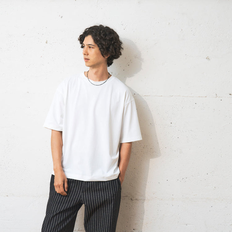 着用サイズ L(モデル身長182cm)