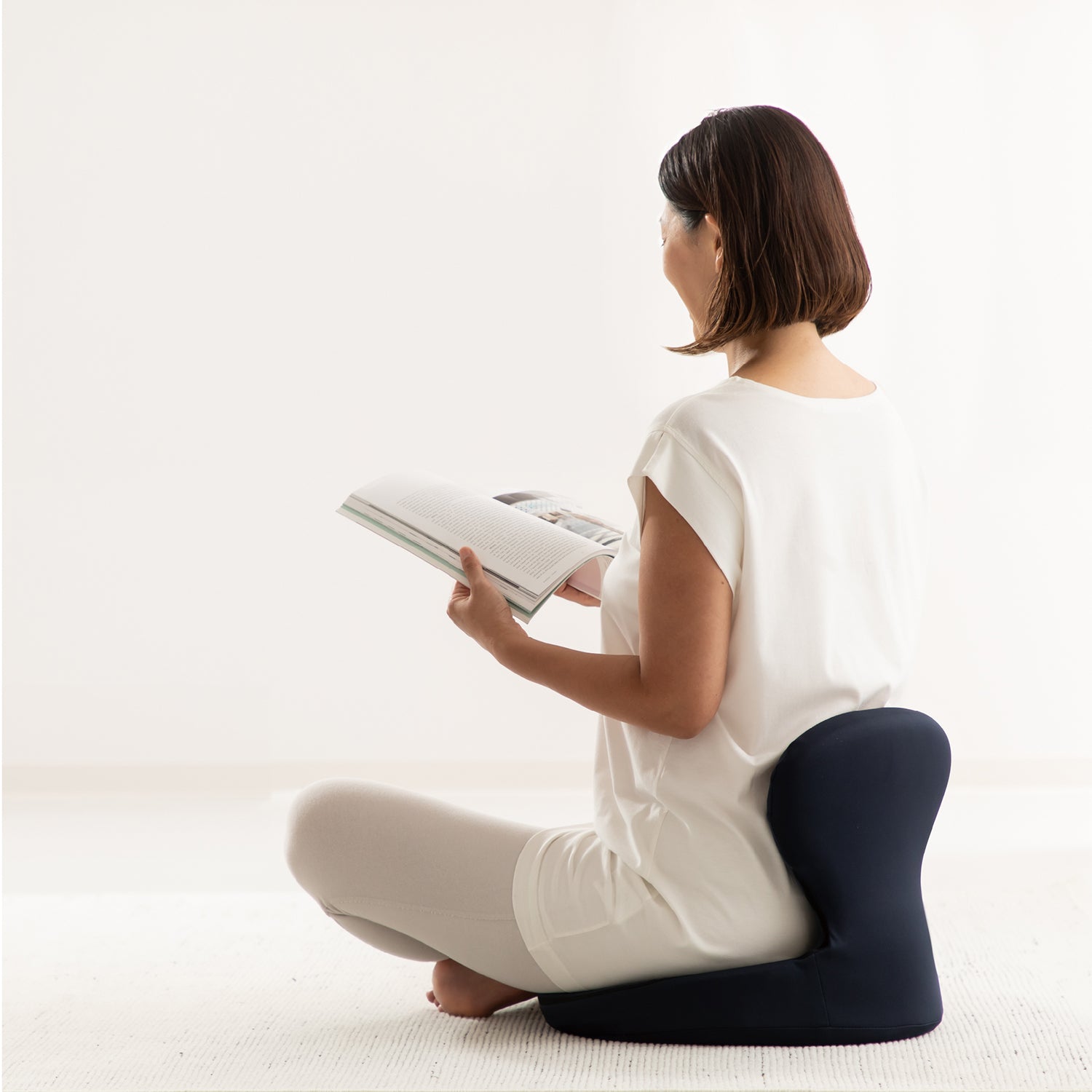 &MEDICAL | アンドメディカル BOLLARD CHAIR